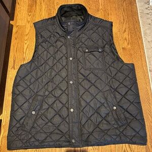 Haggar Men's Quilted black Vest size XL outdoor cottagecore